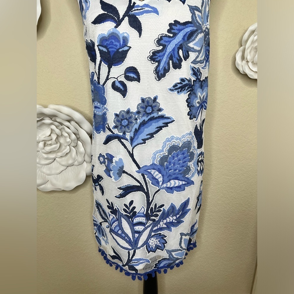 Entro Sleeveless White & Blue Floral Pom Pom Hemline Dress Size Large - Picture 4 of 13